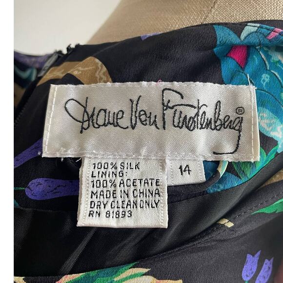 Diane von Furstenberg Vintage Silk Sheath Dress Women’s Size 14 Tropical Print - Picture 5 of 6